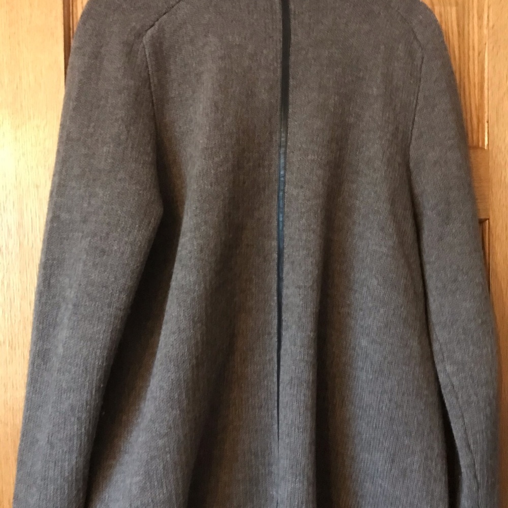 Cardigans - Picture 2 of 4